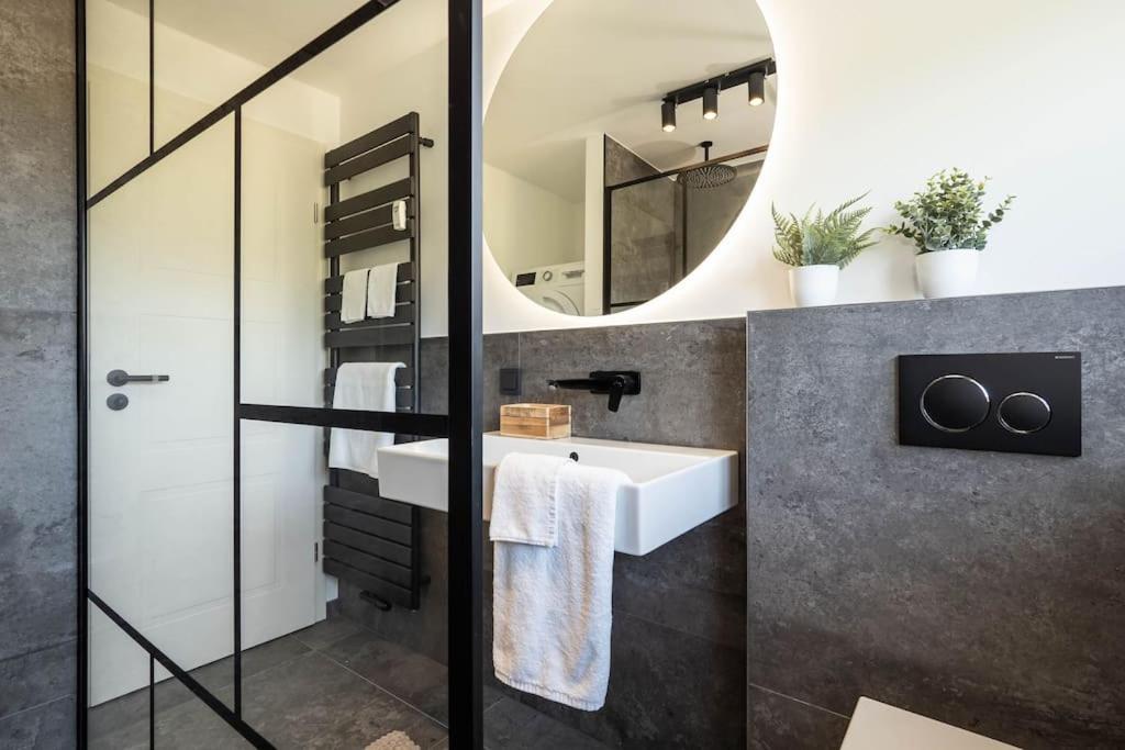 Luxury Apartment On The Rhein Busingen am Hochrhein Luaran gambar